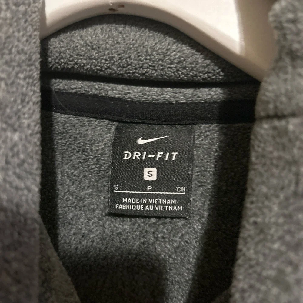 Nike Therma‎ Dri-Fit Tunic Cozy Gray Cowl Neck Sweater pocket fleece size Small